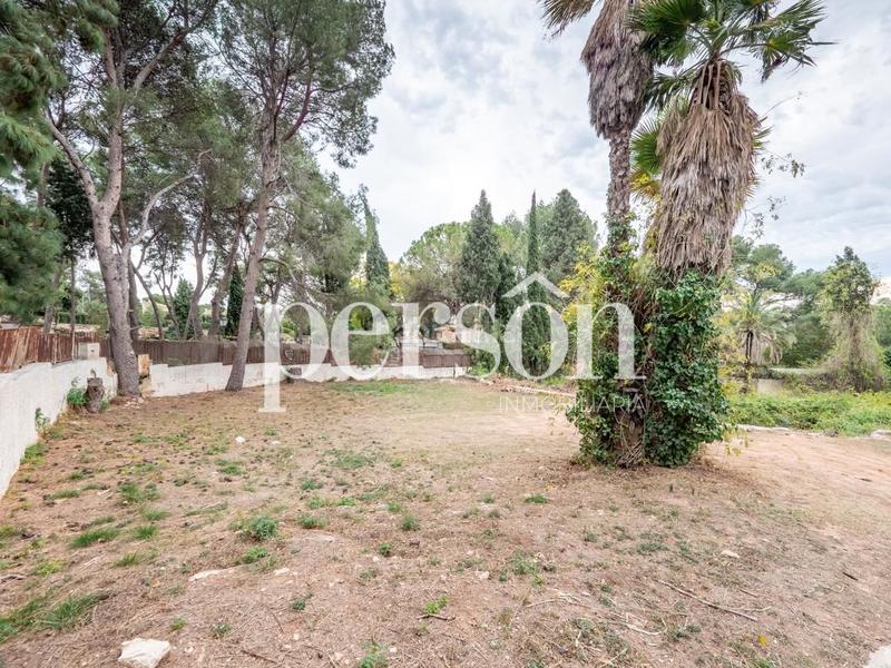 Foto a0f71f1c-5158-4791-9513-a3f83fea8a6a. Terreno residencial parcela urbanizable en venta en santa bárbara en Rocafort