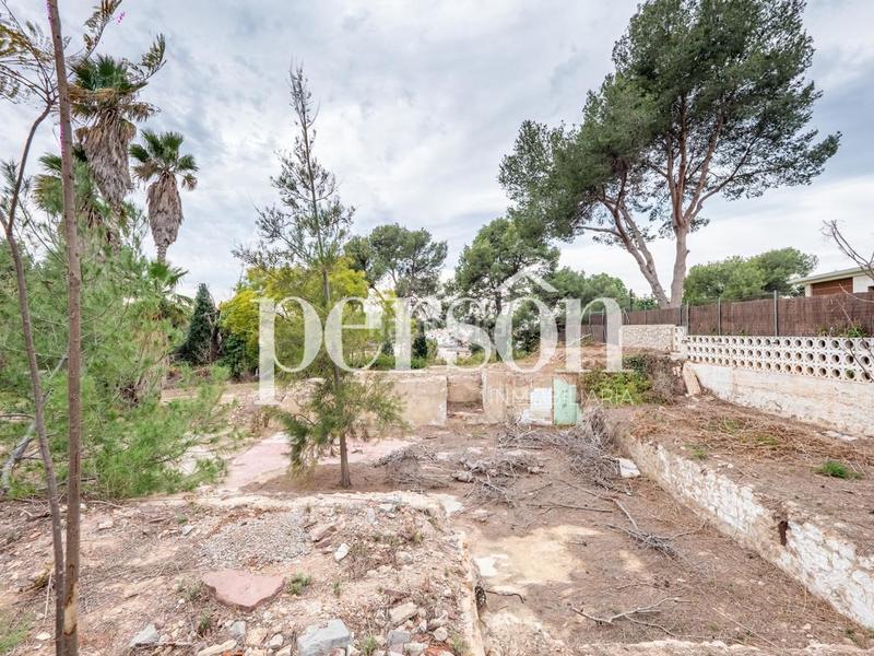 Foto f7057104-b994-4bdb-9baa-0a2895ac8f9e. Terreno residencial parcela urbanizable en venta en santa bárbara en Rocafort