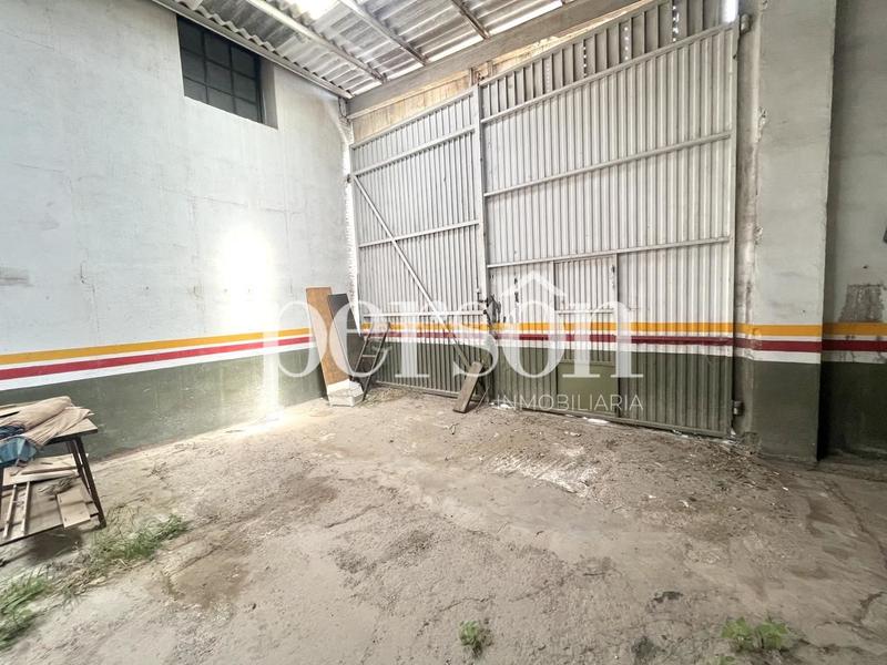 Foto a81ee33f-2ca5-45d7-bb3d-7fea1d4b7ec8. Fabrikhalle in Centro-El Castillo Sagunt