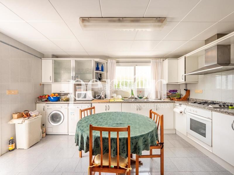 Foto e21b32b6-939f-47b5-af62-519fba9c81f9. Casa con parcheggio in Mareny Blau Sueca