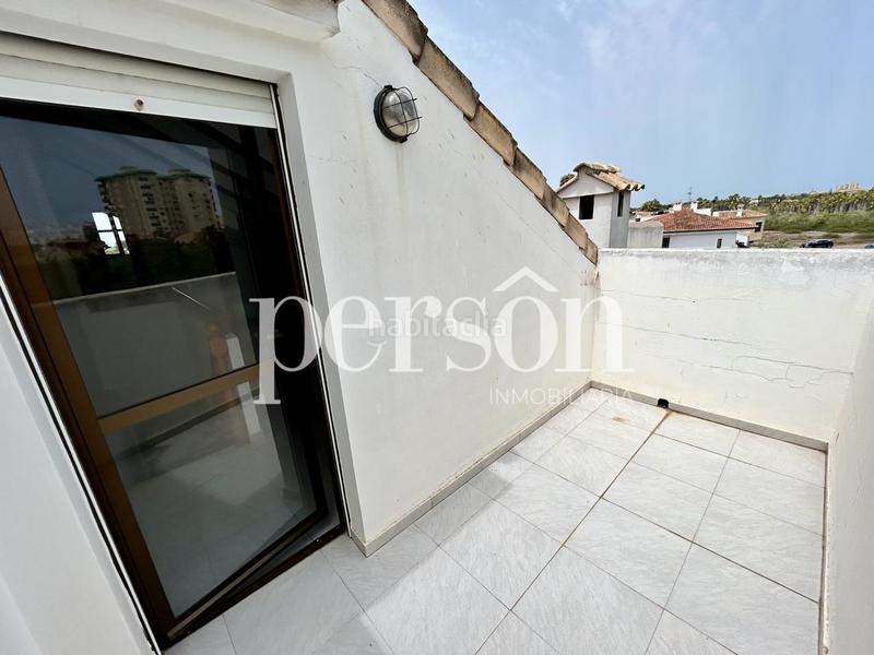 Foto 1016844f-1228-4c7a-bc47-d0c141227e21. Casa bifamiliare con piscina in Mareny Blau Sueca