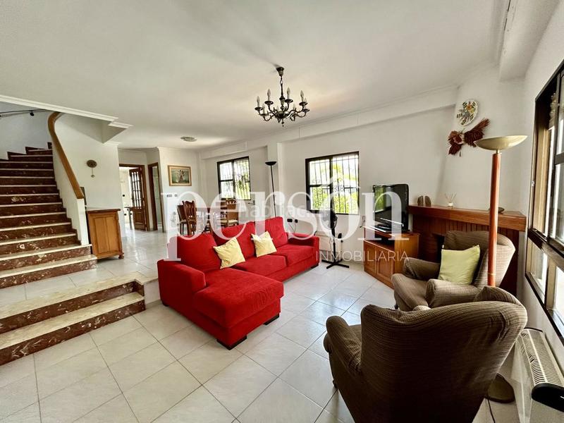 Foto 15862e61-878b-4782-9ae3-e4a40962d6cc. Casa bifamiliare con piscina in Mareny Blau Sueca