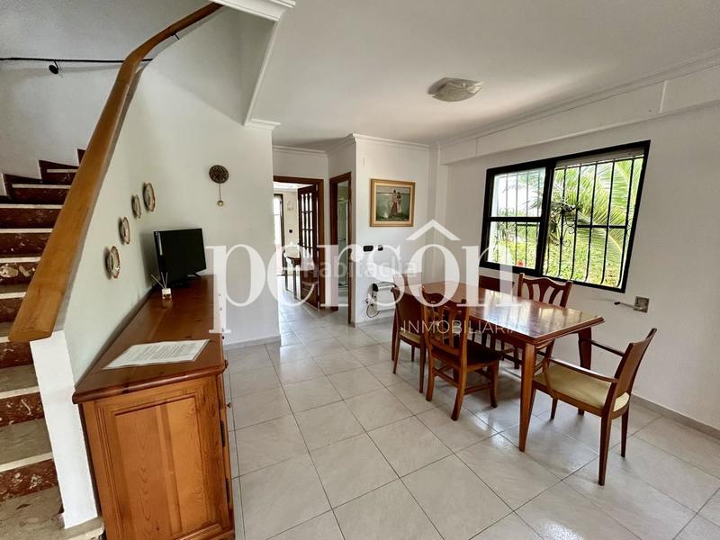 Foto 253a300e-725f-4435-9227-7a99d189dfb6. Casa bifamiliare con piscina in Mareny Blau Sueca