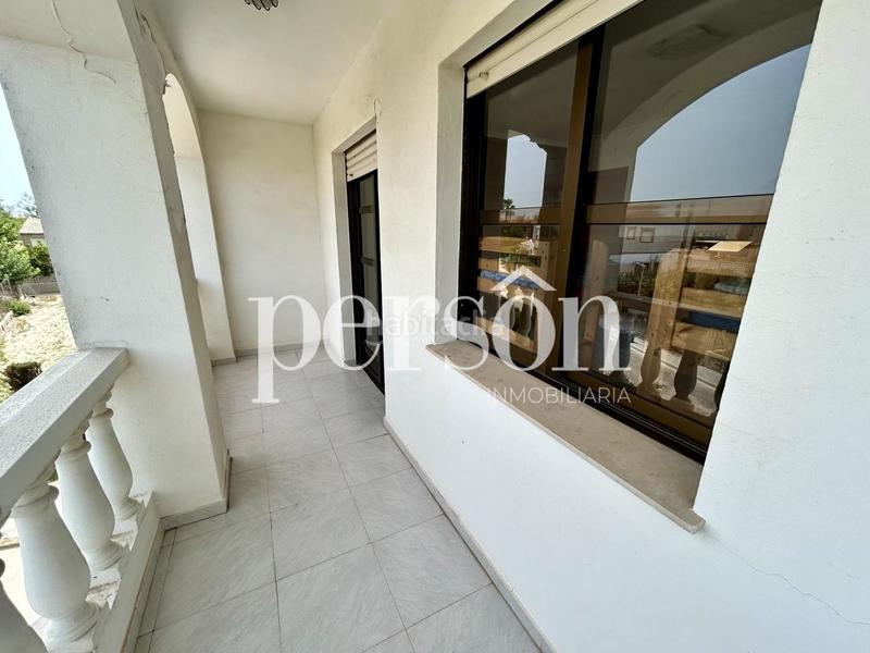 Foto 8db38831-fae2-4804-8868-7573d5b1a7f7. Casa bifamiliare con piscina in Mareny Blau Sueca