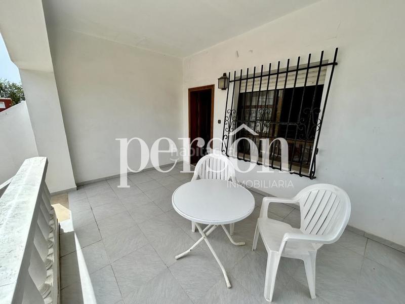 Foto a8a32f29-1937-4cc8-b2d7-445b9146ed8a. Casa bifamiliare con piscina in Mareny Blau Sueca