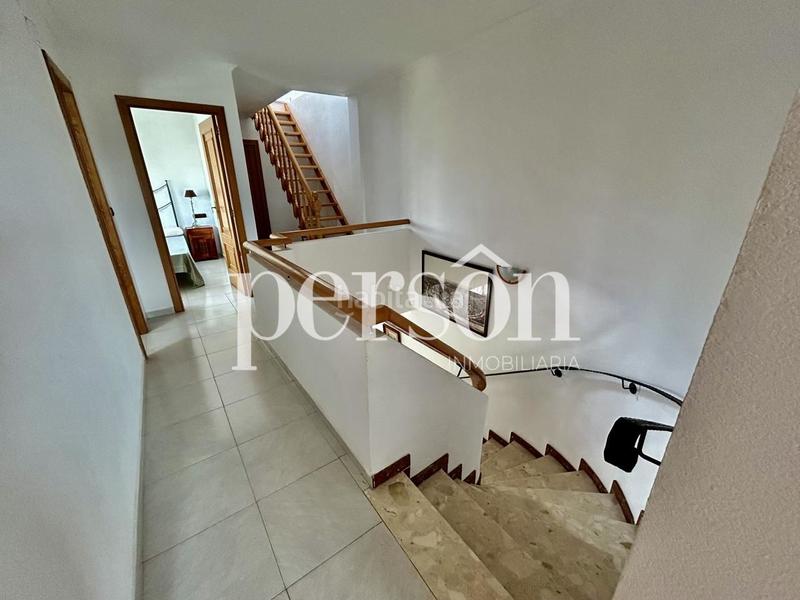 Foto bed8d150-d7ca-4600-a595-5da6c64365f6. Casa bifamiliare con piscina in Mareny Blau Sueca