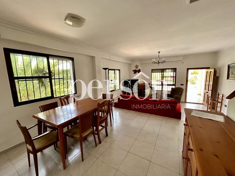 Foto dbf7c11b-3e80-47d2-9e46-18e9ae047a3d. Casa bifamiliare con piscina in Mareny Blau Sueca