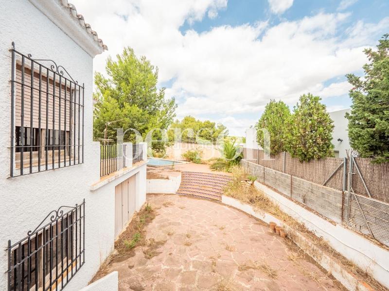 Foto 15278ecc-2db4-4815-8ad8-9695acd115de. Casa  independiente en campolivar en Godella