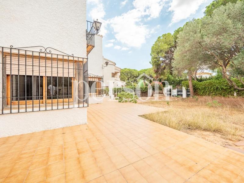 Foto 1bdb9b5f-6565-4cc3-9464-efe1f817d54b. Casa  independiente en campolivar en Godella