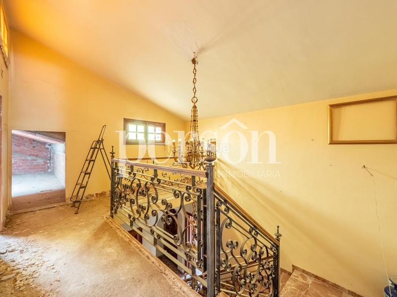 Foto 75694b3f-9a67-4266-b080-f5c477f64f13. Casa  independiente en campolivar en Godella