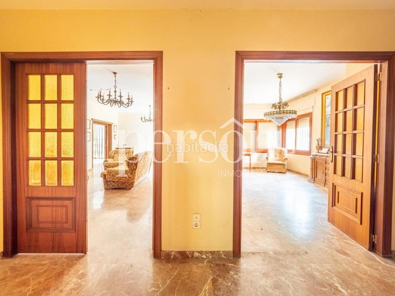 Foto f553f2e3-0861-44e3-bfa7-7596c4a5de82. Casa  independiente en campolivar en Godella