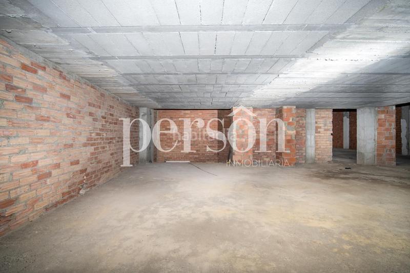 Foto a68b8cb4-9641-4c34-8b27-4cd32363af64. Local comercial bajo comercial con muchas posibilidades en Valencia