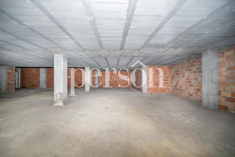 Foto db98f8df-c022-4e9b-bc78-a8cc9902506c. Local comercial bajo comercial con muchas posibilidades en Valencia