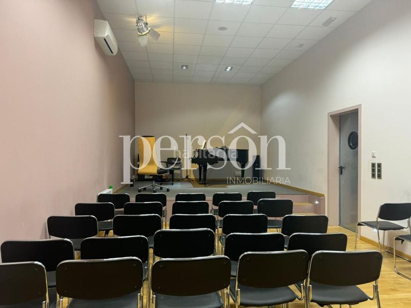 Foto 715ee4d6-bd2d-4d26-8091-99be4a8910ce. Local comercial a Ausias March Alboraya