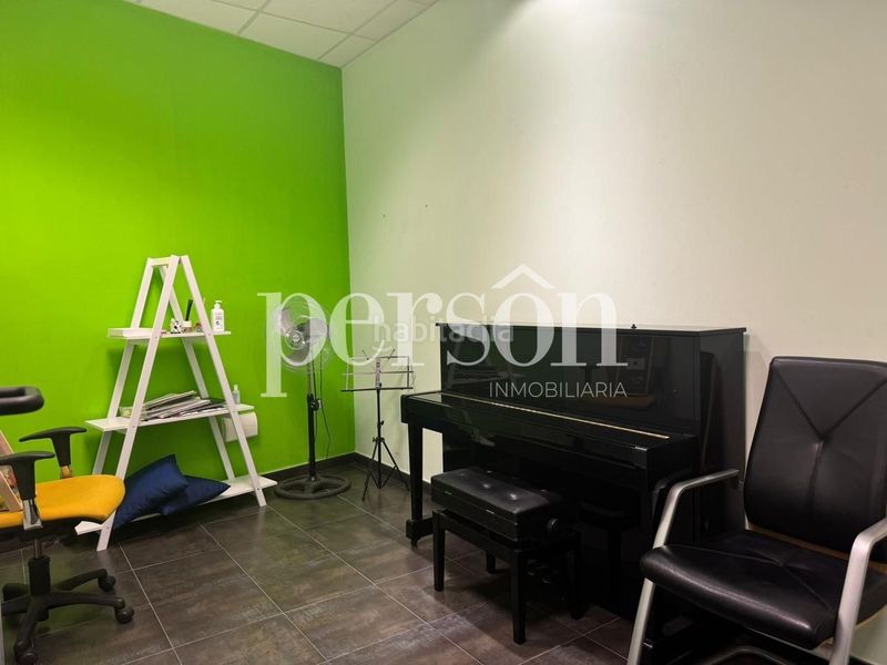 Foto addb6ef2-d3ee-498b-9450-9d8f548b97a0. Local comercial a Ausias March Alboraya