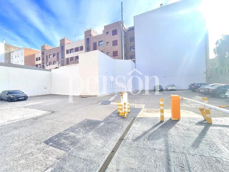 Foto 5977e206-abc2-44d6-a1e3-308dbee63d0c. Terreny residencial a Zona Avenida al Vedat Torrent