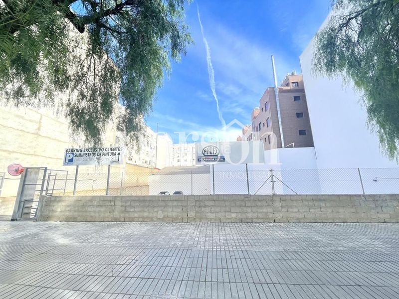 Foto a92cdc12-13af-4ecd-8394-15915532ad22. Terreny residencial a Zona Avenida al Vedat Torrent