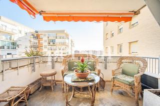 Pis a Ciutat Universitaria. Piso en venta con terraza en valencia.