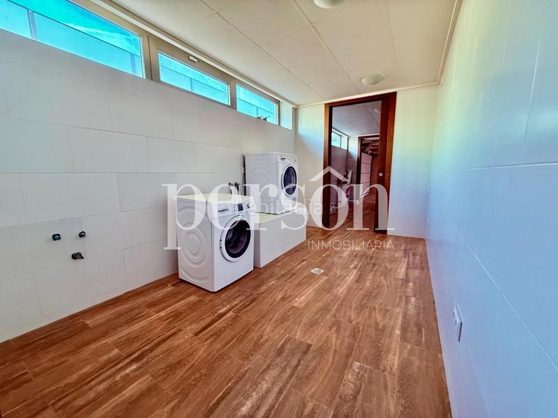 Foto 2dbffb0c-f8e5-4304-80b9-b6749000305b. Casa amb piscina a La Zenia Orihuela