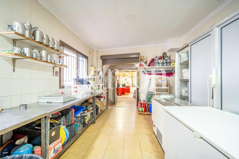 Foto 7d3d9cbf-eeec-4991-942b-81028e7280a3. Local comercial a Benifaió