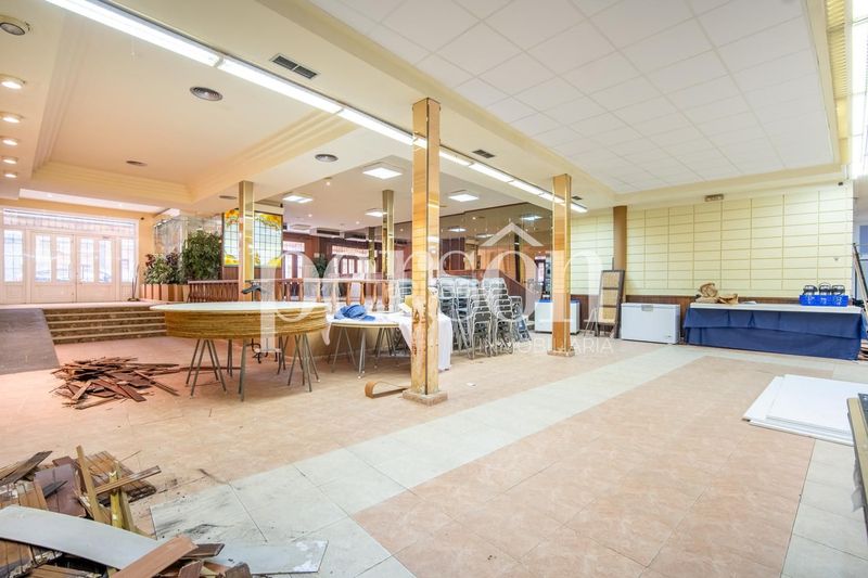 Foto 9900cd9a-b9a9-46c6-bdf2-155865d1a050. Local comercial a Benifaió