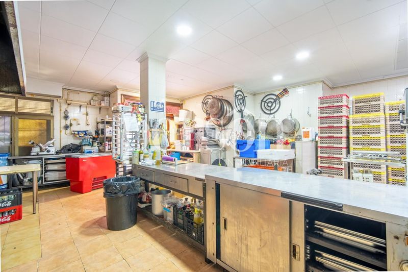 Foto c3148278-04bf-4485-b36f-9b43413b7f91. Local comercial a Benifaió