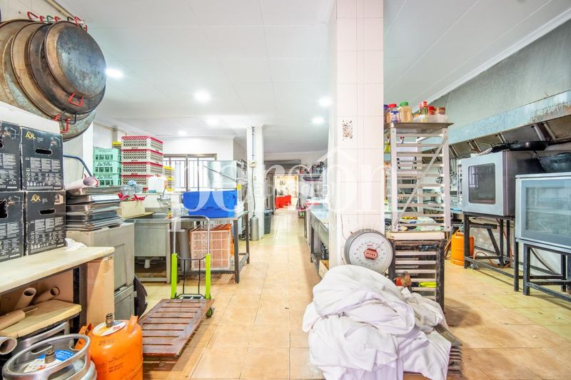 Foto c51c184b-478d-46b9-ba23-f36db93f7204. Local comercial a Benifaió