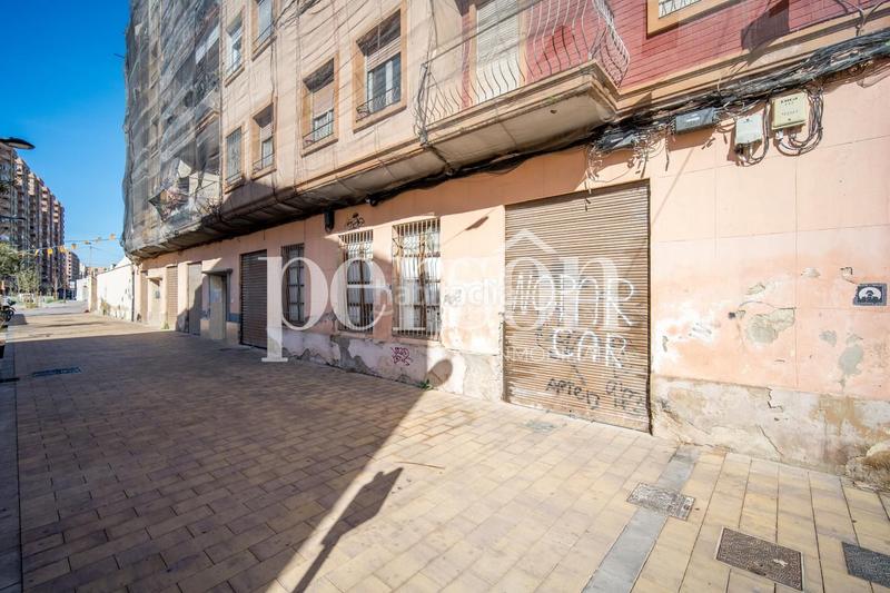 Foto fd514c7c-3aba-4bd7-be18-a31b28f876ab. Locale commerciale in El Cabanyal-El Canyamelar Valencia