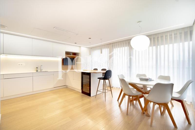 Foto a32d3b54-7f0e-4f9d-a93f-4326dfd07cdf. Affitto attico con riscaldamento parcheggio piscina in Valencia