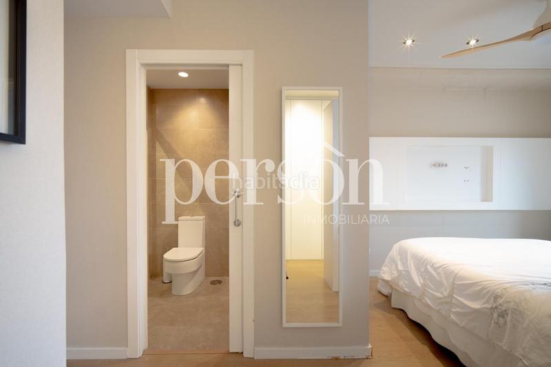 Foto 15dabd91-189d-47ef-a43e-ce6d05ee8b7b. Lloguer àtic amb calefacció aparcament piscina a Valencia