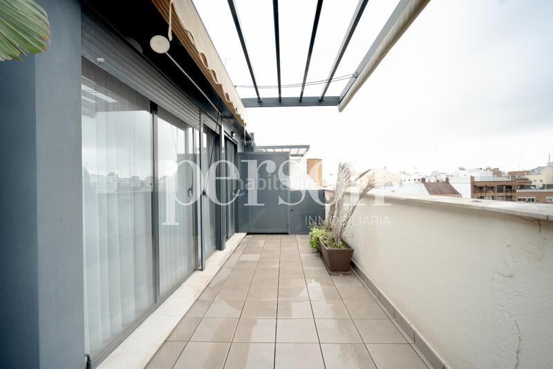 Foto 252c0b18-91ed-4b89-83a0-c86b97c8289d. Location attique avec chauffage parking piscine dans Valencia