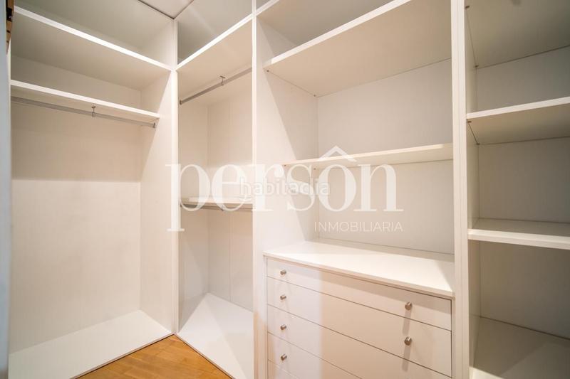 Foto f83d1eda-17a0-407b-9fe4-595075b3edc7. Appartamento con riscaldamento in Russafa Valencia