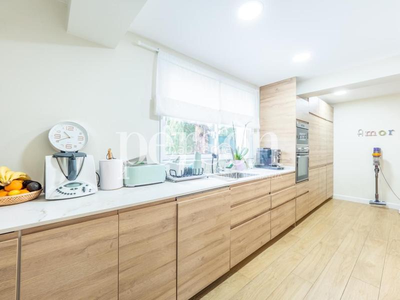 Foto a7276d04-7a14-47f9-9574-978b25ef1b8c. Casa encantador chalet en la urbanización los lagos en Alginet