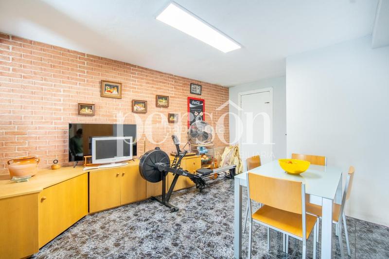 Foto 645154f3-13fb-4549-a342-a7317fd35e47. Casa amb aparcament piscina a Vilamarxant