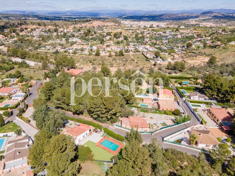 Foto 7957d132-ea4e-47c3-a287-a16352dd64a2. Casa amb aparcament piscina a Vilamarxant