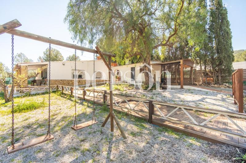 Foto 8e6678e2-14ee-4185-96e8-63a92b98f286. Casa amb aparcament piscina a Vilamarxant