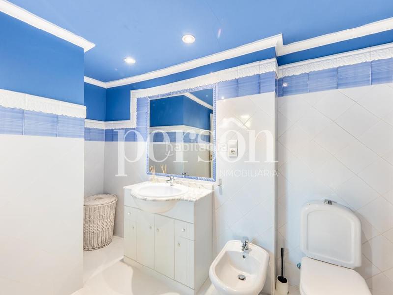 Foto 32fdb4de-30f9-40b1-9137-f2e25d103b45. Location attique dans La Seu Valencia