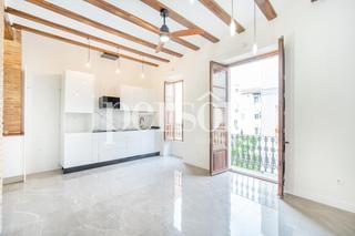 Lloguer Pis a El Carme. Precioso piso con mucho detalle en el carmen