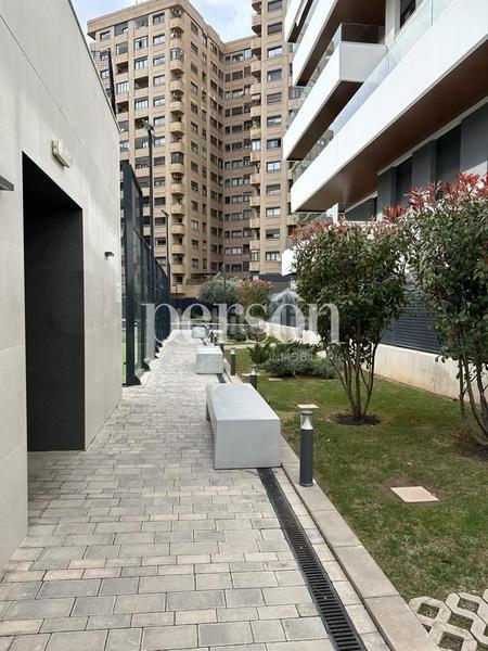 Foto 45ce4f7f-53b6-48c4-8ea8-2e72e767ab28. Alquiler ático espectacular ático con gran terraza en alfahuir en Valencia