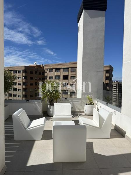 Foto 5e642a8e-62f6-4370-a200-645b4947f098. Alquiler ático espectacular ático con gran terraza en alfahuir en Valencia