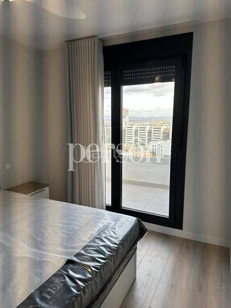 Foto 7b22f8ad-a3a9-48ca-a80b-d4a6cbb4ae01. Alquiler ático espectacular ático con gran terraza en alfahuir en Valencia