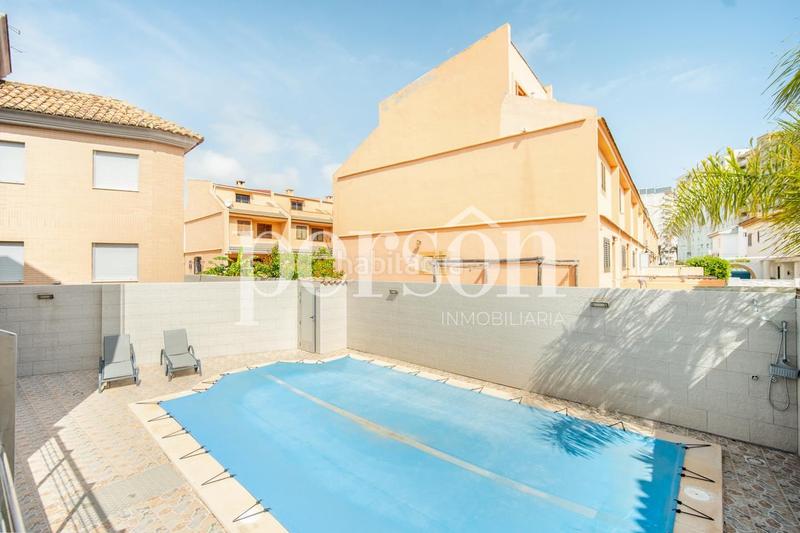 Foto 40660fb3-3db9-42be-b38c-2b78f6ab1d10. Casa con riscaldamento piscina in Mareny Blau Sueca