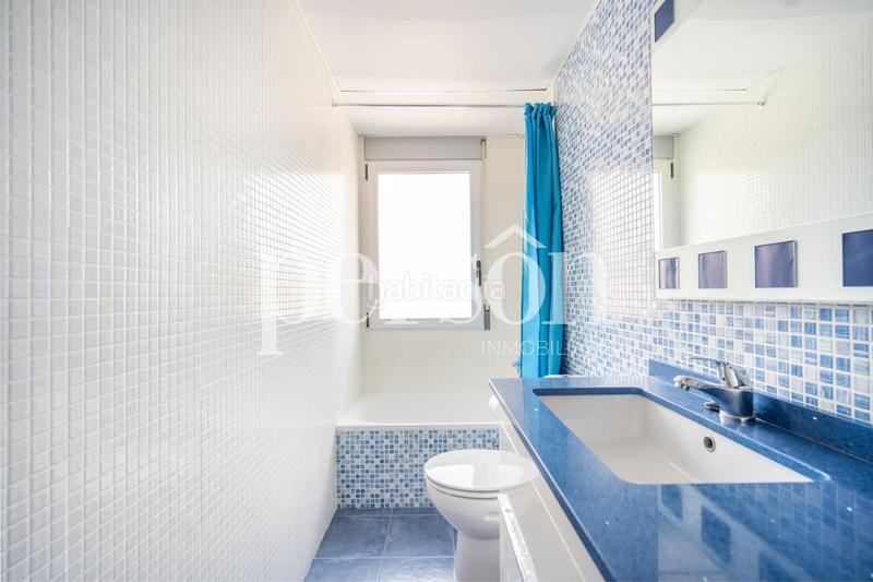 Foto 41e30afd-6892-43c6-bb9f-369165768ddc. Casa con riscaldamento piscina in Mareny Blau Sueca