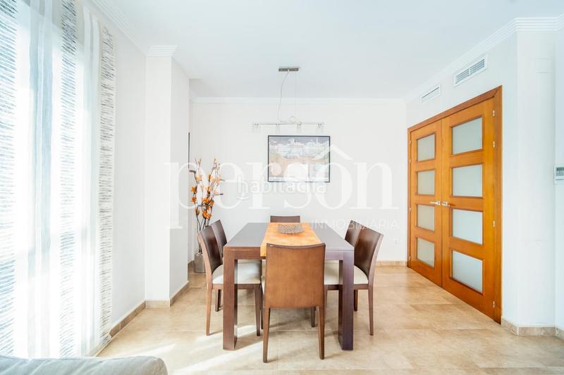 Foto a27db0fc-8fa1-44d5-a924-c87f2fb44c15. Casa con riscaldamento piscina in Mareny Blau Sueca