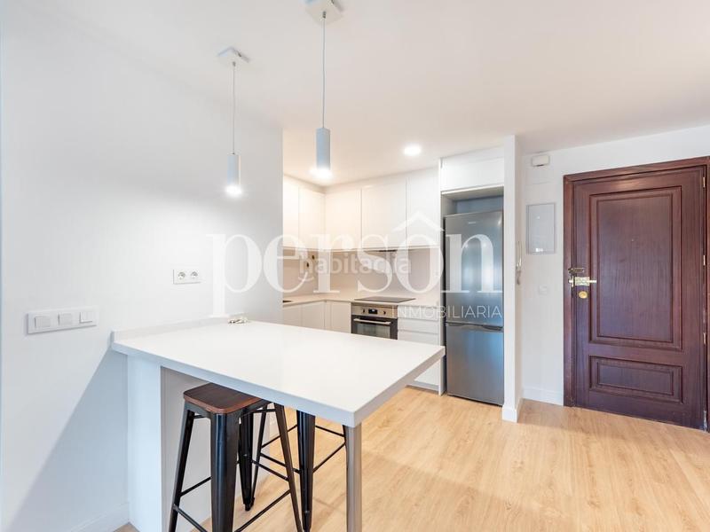 Foto 36f2beeb-cf6b-47be-9876-1521d92c2645. Rent flat with parking in Sant Francesc Valencia