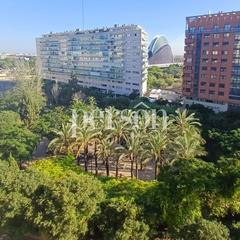Piso en Penya-Roja - Avda. Francia. Piso en residencial corte inglés francia