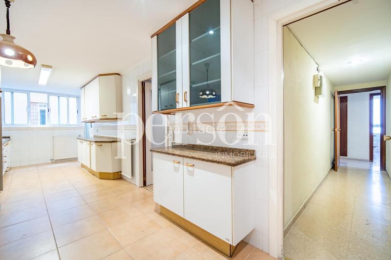 Foto 1f77b91a-6e37-460c-bf28-5f09a057fc14. Appartamento con parcheggio in Jaume Roig Valencia