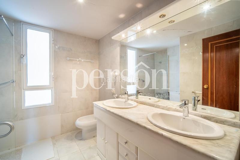 Foto 394b710e-3f0d-406e-b1ca-5df7ecd31594. Appartamento con parcheggio in Jaume Roig Valencia