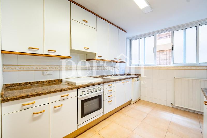 Foto 76d9c326-9a57-45e1-a0f7-7ed4451417a7. Appartamento con parcheggio in Jaume Roig Valencia