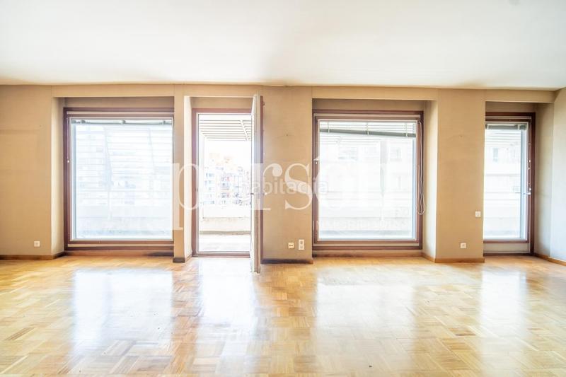 Foto cad201e8-d167-4d5f-9698-9814d32f0271. Appartamento con parcheggio in Jaume Roig Valencia